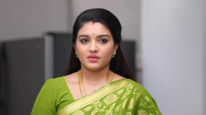 Vanaja is shocked - Sembaruthi