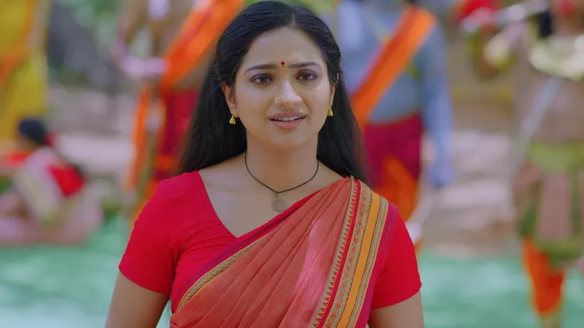 Trinayani agrees to play the role of Sita
