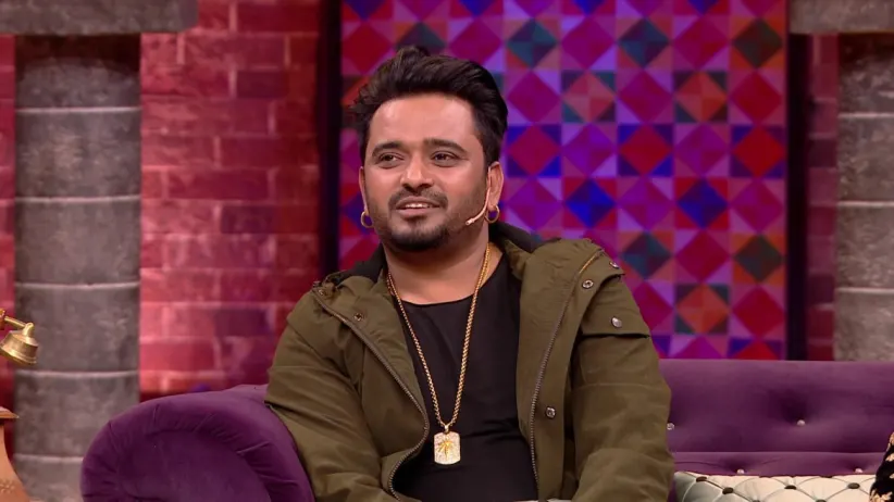 Popular singers grace the show - Hasseyan Da Halla