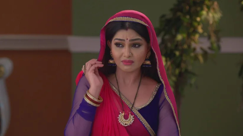 Ammaji thrashes Tiwari - Bhabi Ji Ghar Par Hai