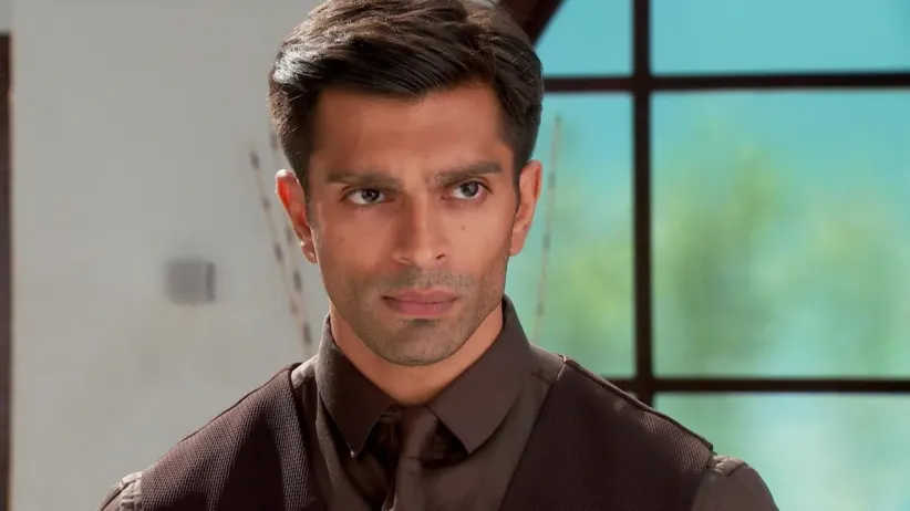 Asad makes Dilshad promise to forget the past - Qubool Hai