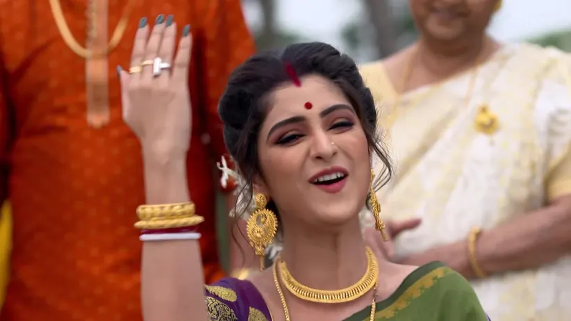 Sangeet falls sick