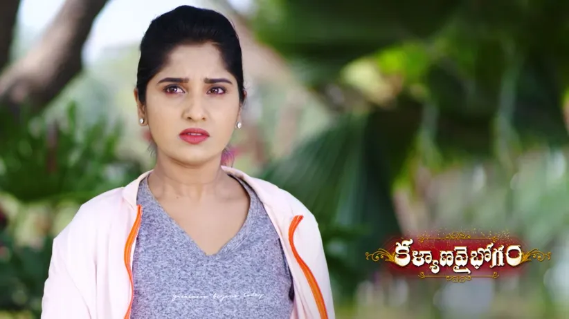 Chandrika and Prasad hide from Jai - Kalyana Vaibhogam