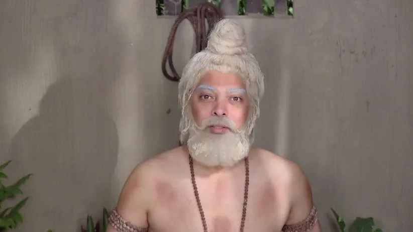 Kamala tries to meet Lokenath - Joy Baba Lokenath