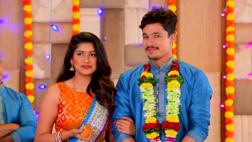 Shanaya and Kunal's wedding takes place - Mazhya Navryachi Bayko