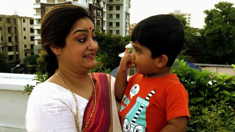 Sudipa prepares Chicken Bharta - Priyo Tarokar Andarmahal