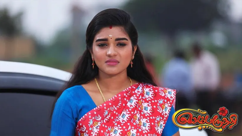 Aishwarya sends Parvathy away - Sembaruthi