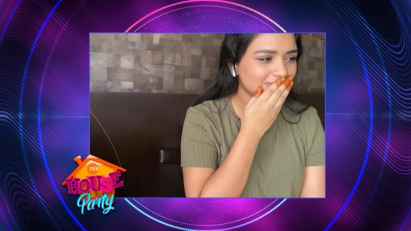 The participants tease Shabana - Zee House Party