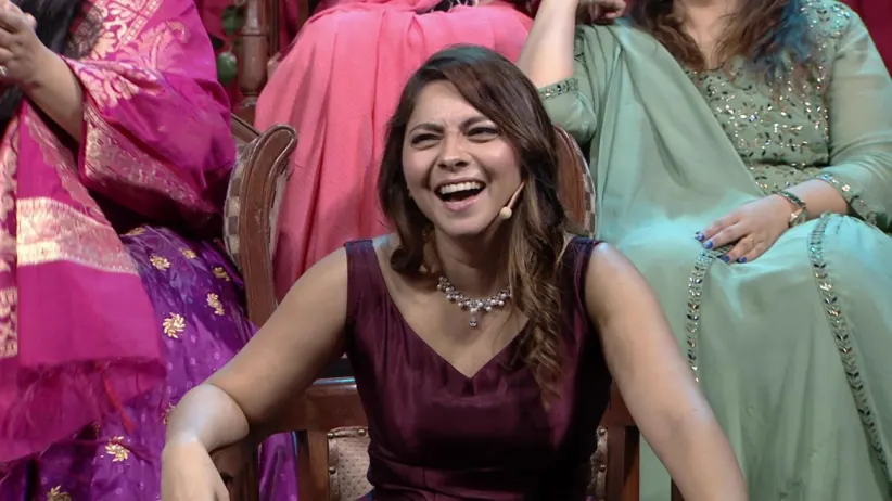 Suruchi and Yogesh's hilarious play - Chala Hava Yeu Dya - Ladies Zindabad