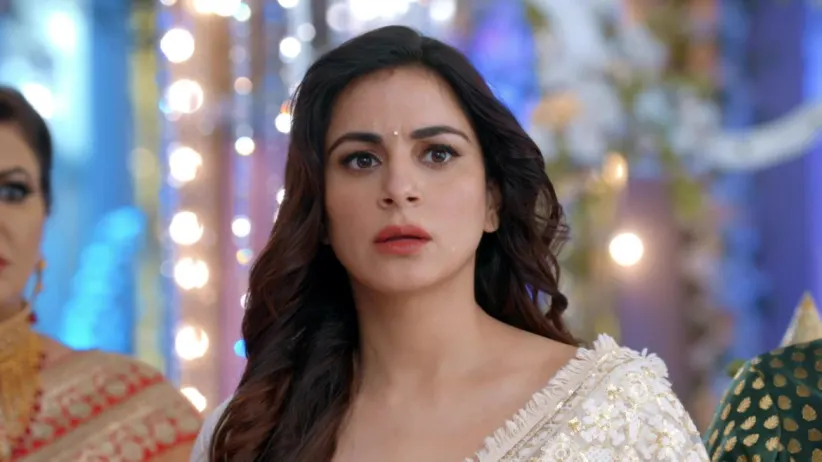 The police's arrival frightens Prithvi - Kundali Bhagya