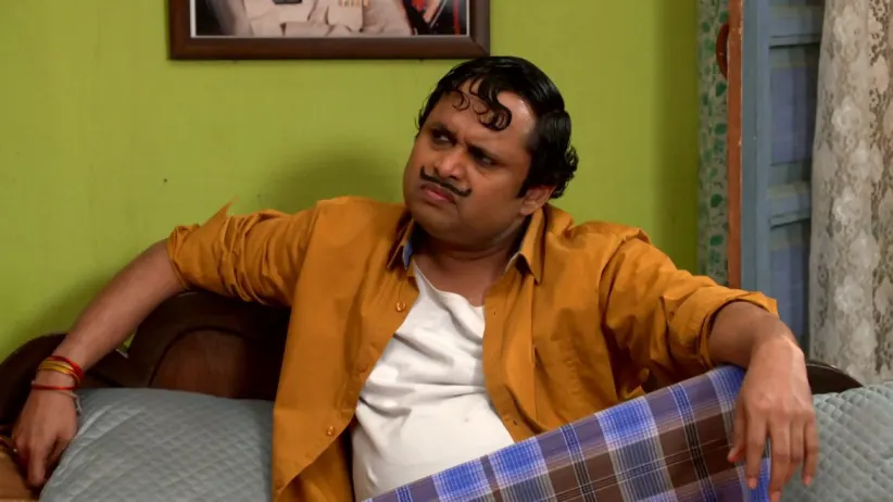 The Gorilla Batters Resham Pal