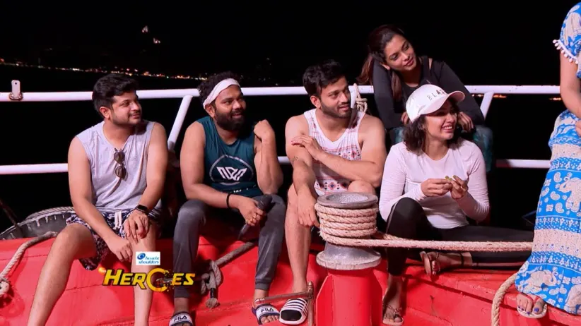 Glimpses of the stunts performed by the heroes - Zee Heroes