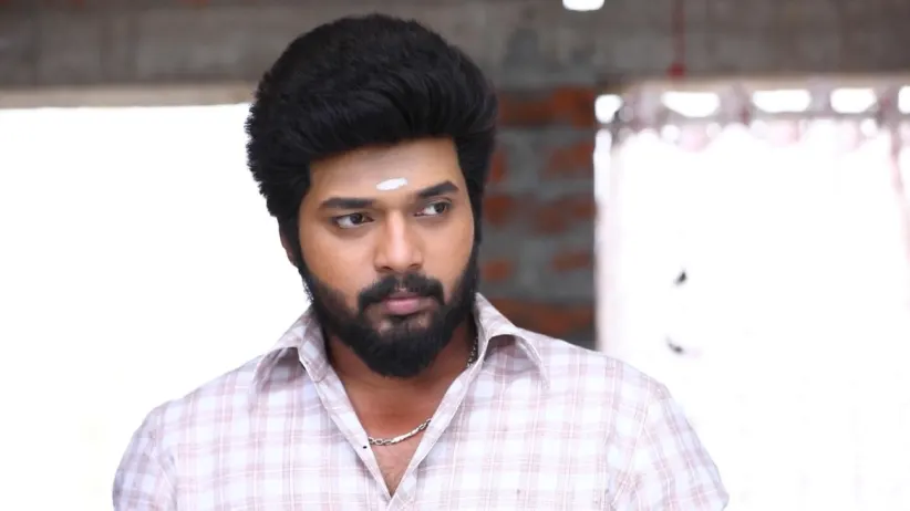 Parvathy and Adithya celebrate Vinayaka Chaturthi - Sembaruthi