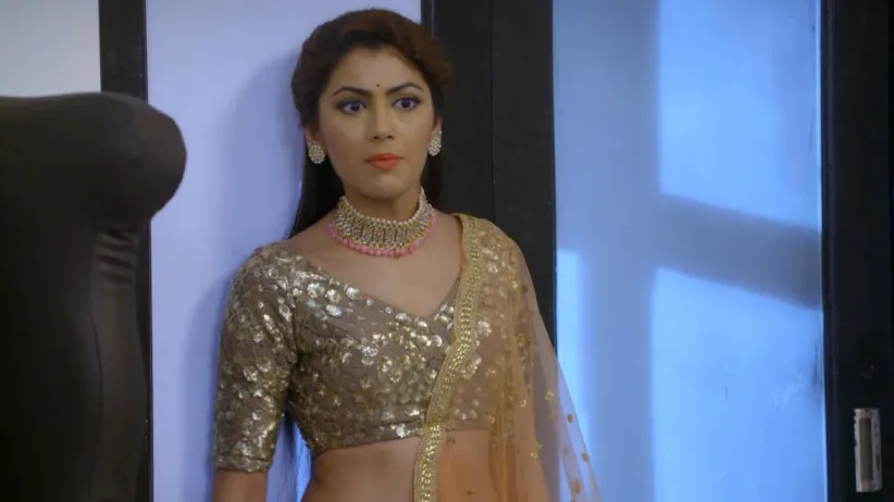 Nikhil Learns the Truth - Iniya Iru Malargal