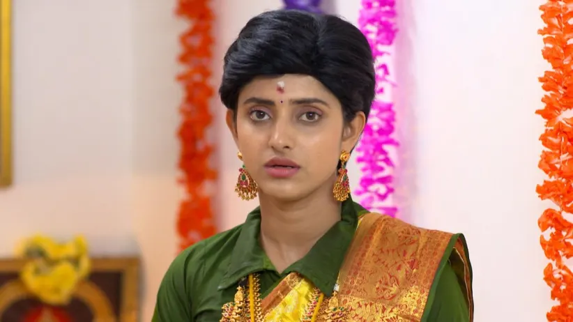 Prabhu's Mother Refuses to Welcome Sathya - Sathya