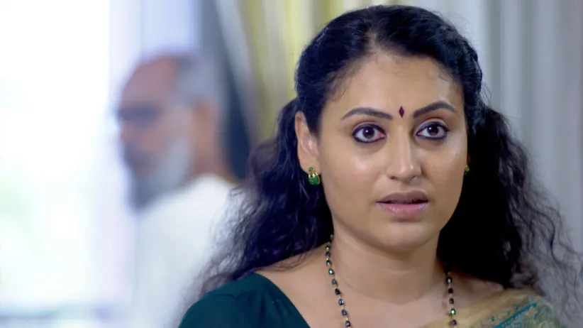 Vimala Gossips about Meera