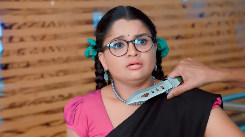 Shivayya threatens to kill Ninge