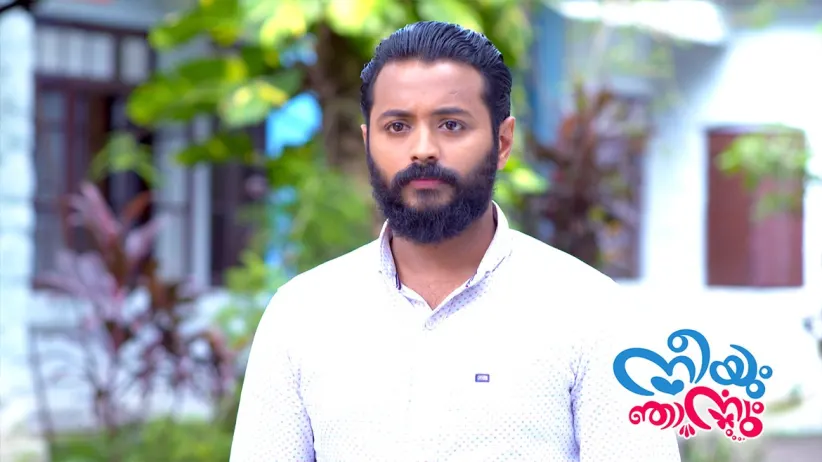 Gayathriamma reassures Ravi Varman - Neeyum Njanum