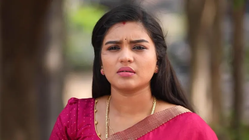 Parvathy Travels with Akhila in the Car