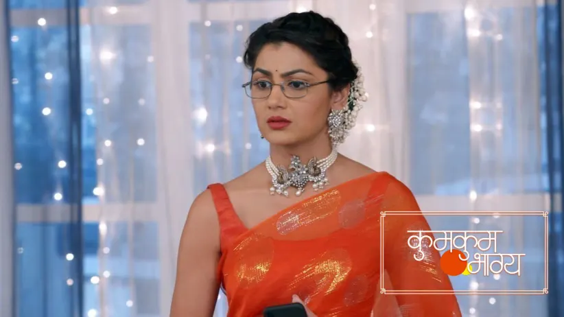 Prachi to consume a spiked drink - Kumkum Bhagya