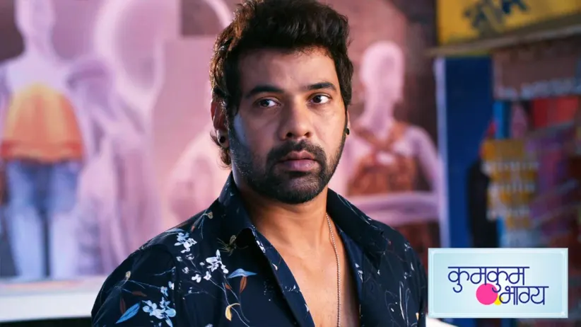Alia stops Abhi from meeting Pragya - Kumkum Bhagya