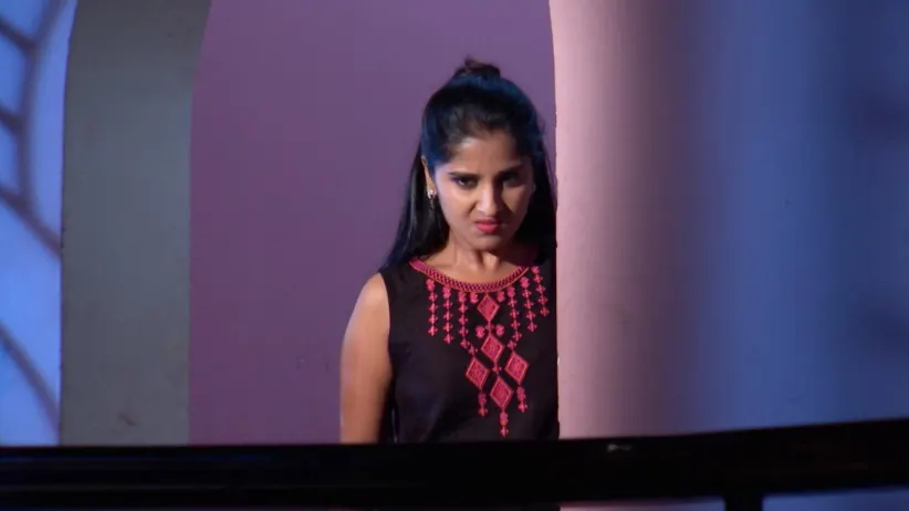 Swarupa curses Nithya - Kalyana Vaibhogam