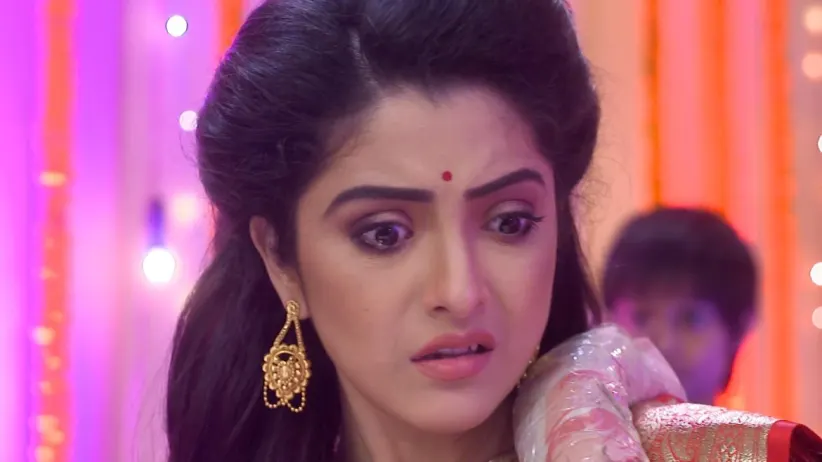 Jamuna adorned in Thammi's saree and gold jewellery - Jamuna Dhaki