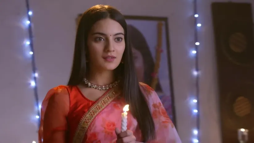 Chahat imagines dancing with Neel - Qurbaan Hua