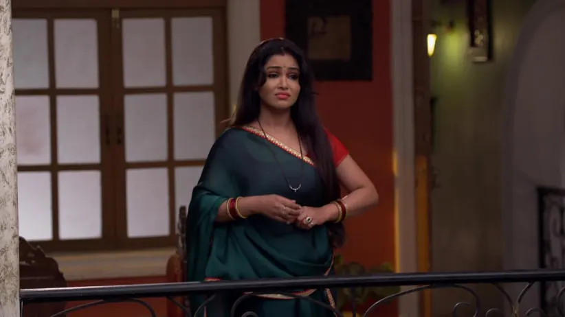 Tiwari and Vibhuti's excuse for addiction - Bhabi Ji Ghar Par Hai