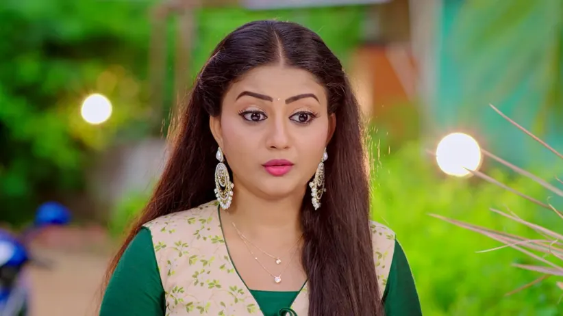 AJ’s family wish to get him married - Hitler Gari Pellam