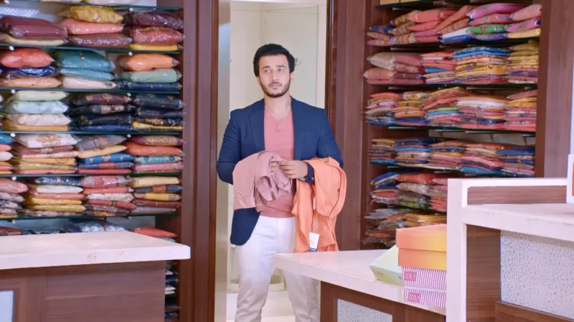 Divya asks Karthik an important question - Sathya