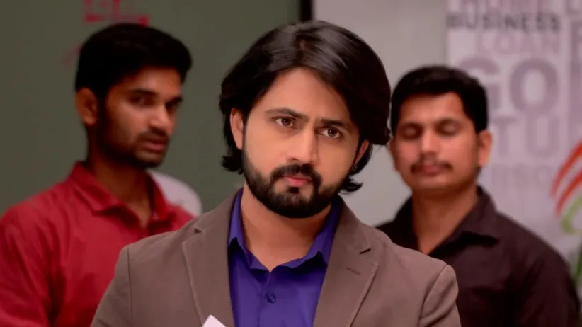 Meghna and Manu reassure Rajan - Pahile Na Me Tula