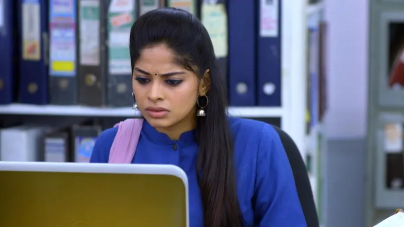 Poorni Argues With Pushpa