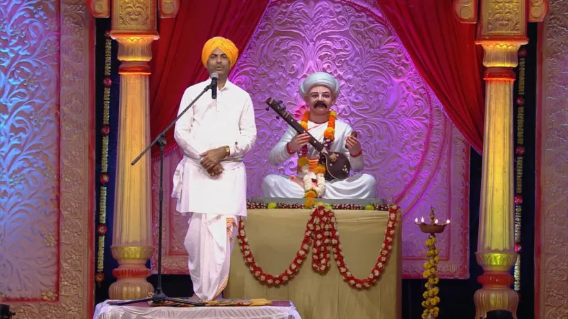 Sudam Maharaj's soulful kirtan - Man Mandira
