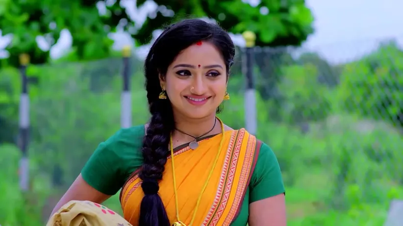 Trinayani Arrives at Vishal's House
