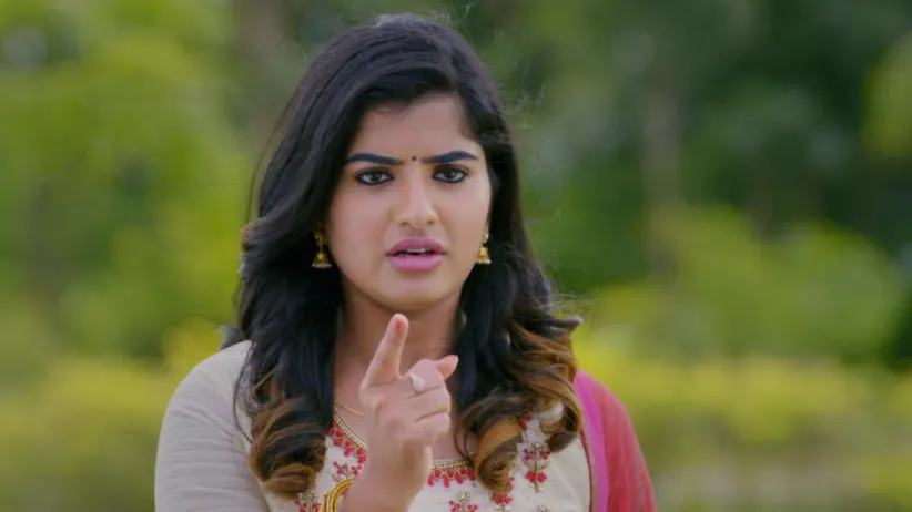 Hasini scolds Swetha - Thirumathi Hitler