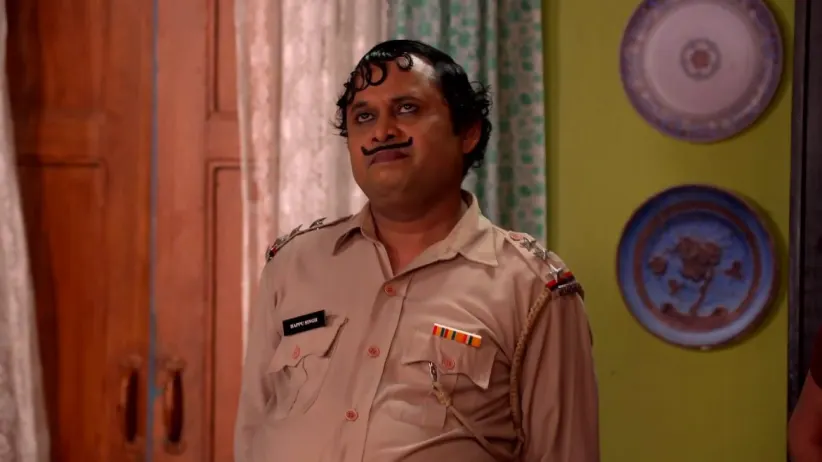 Happu accepts his mistake - Happu Ki Ultan Paltan