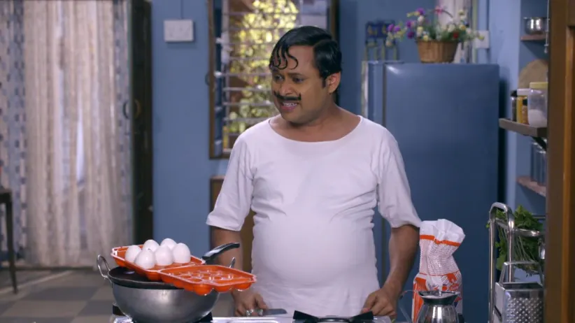 Happu struggles with the household chores - Happu Ki Ultan Paltan