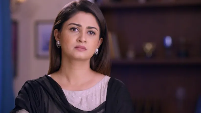 Pragya Lies to Sarita - Iniya Iru Malargal