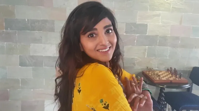Actors participate in ‘face-pack challenge’ - Priyo Tarokar Andarmahal