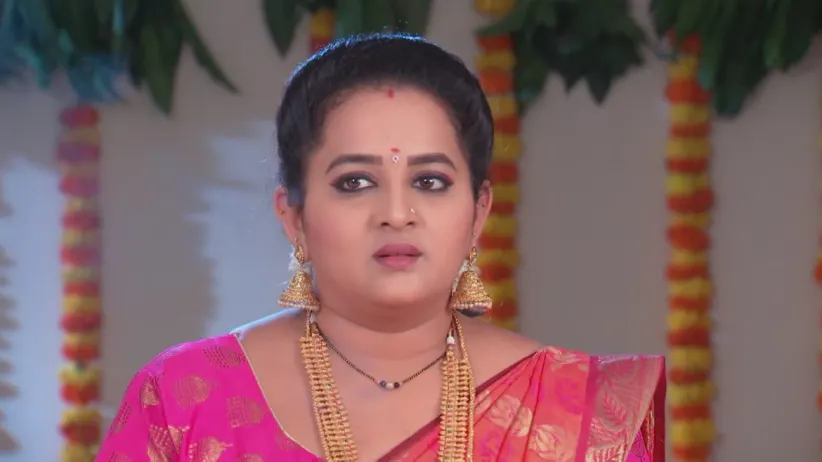 The goddesses teach a lesson to Priya - Gundamma Katha
