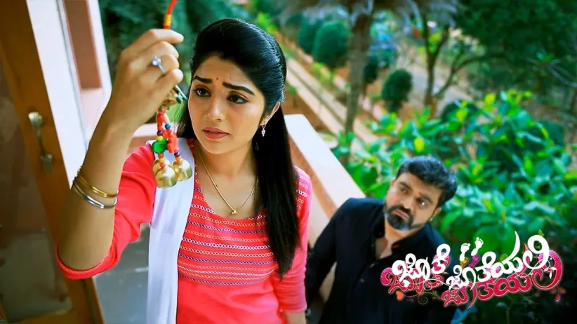 Sathya's talks make Amulya emotional - Jothe Jotheyali - Gattimela Mahasangam