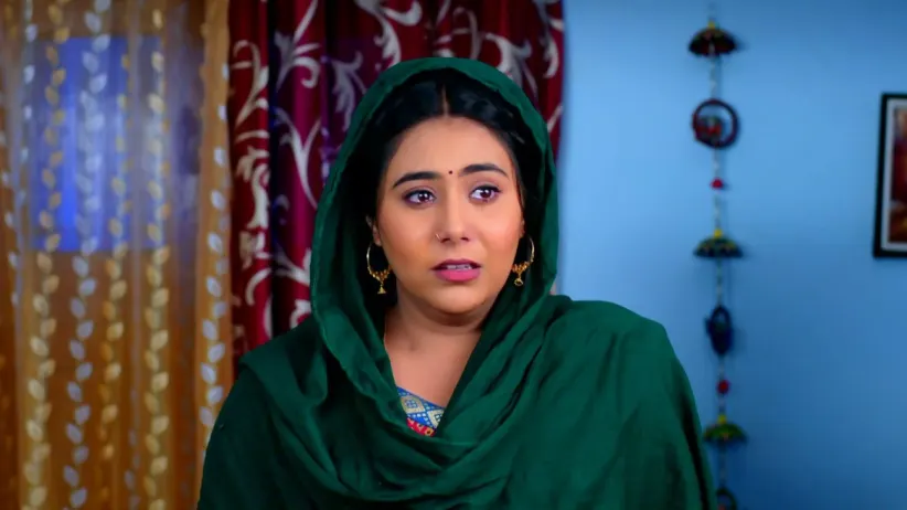 Amrit blames Zarina - Tu Patang Main Dor