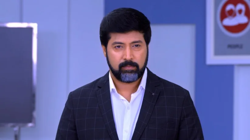 Surendran's move shocks Pankaj - Neethane Enthan Ponvasantham
