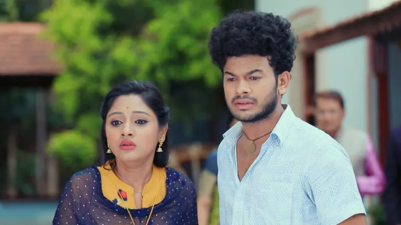 Veeraya Deva Disowns Jaanu - Paaru