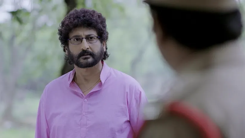 The police report leaves Jagdish stunned - Trinayani