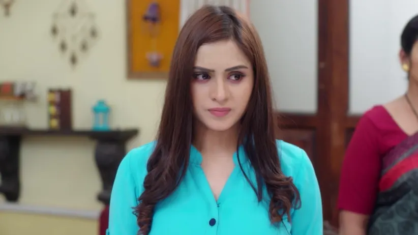 Vedika lays bare Avantika's schemes - Aap Ke Aa Jane Se