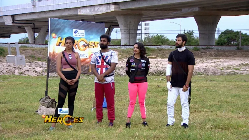 The heroes compete in the semi-finals - Zee Heroes