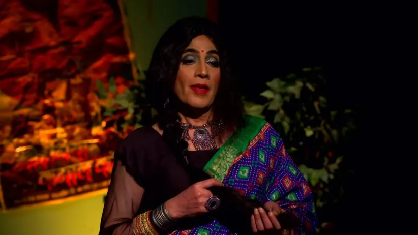 Vibhuti cheats Tiwari of money - Bhabi Ji Ghar Par Hai