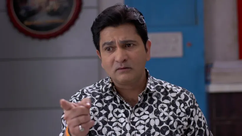 Revati interrogates Ajay and Kuldeep - Kaay Ghadla Tya Ratri?
